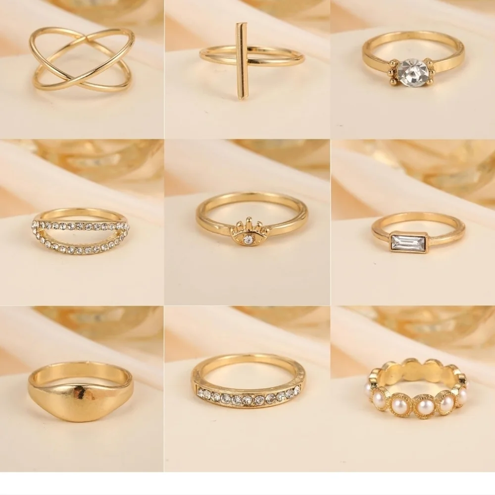 Gold Women's Ring Set - Elegant Stackable Fashion Rings